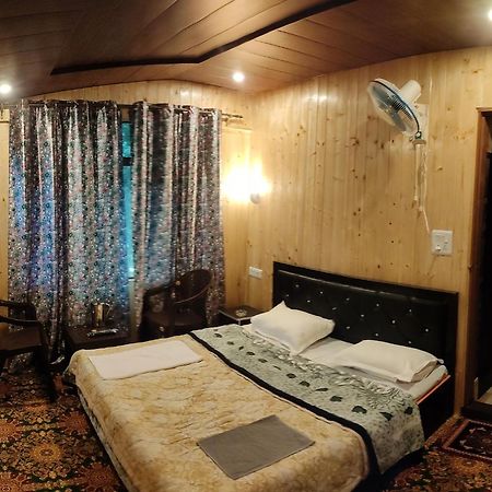 Dream River Resort Pahalgām Kültér fotó