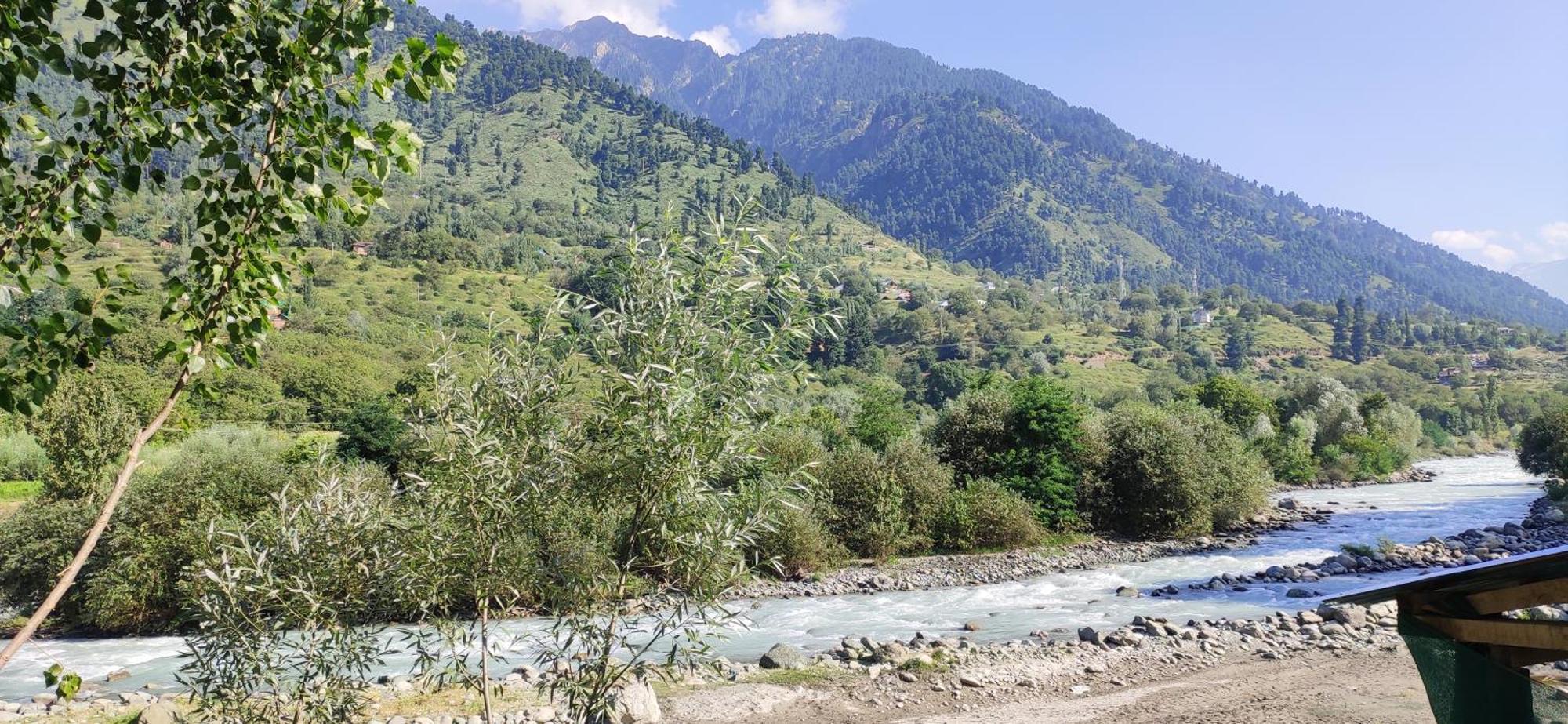 Dream River Resort Pahalgām Kültér fotó