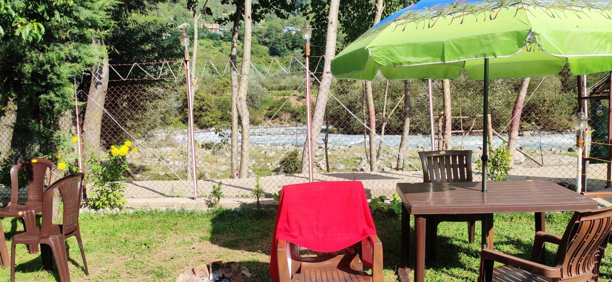 Dream River Resort Pahalgām Kültér fotó